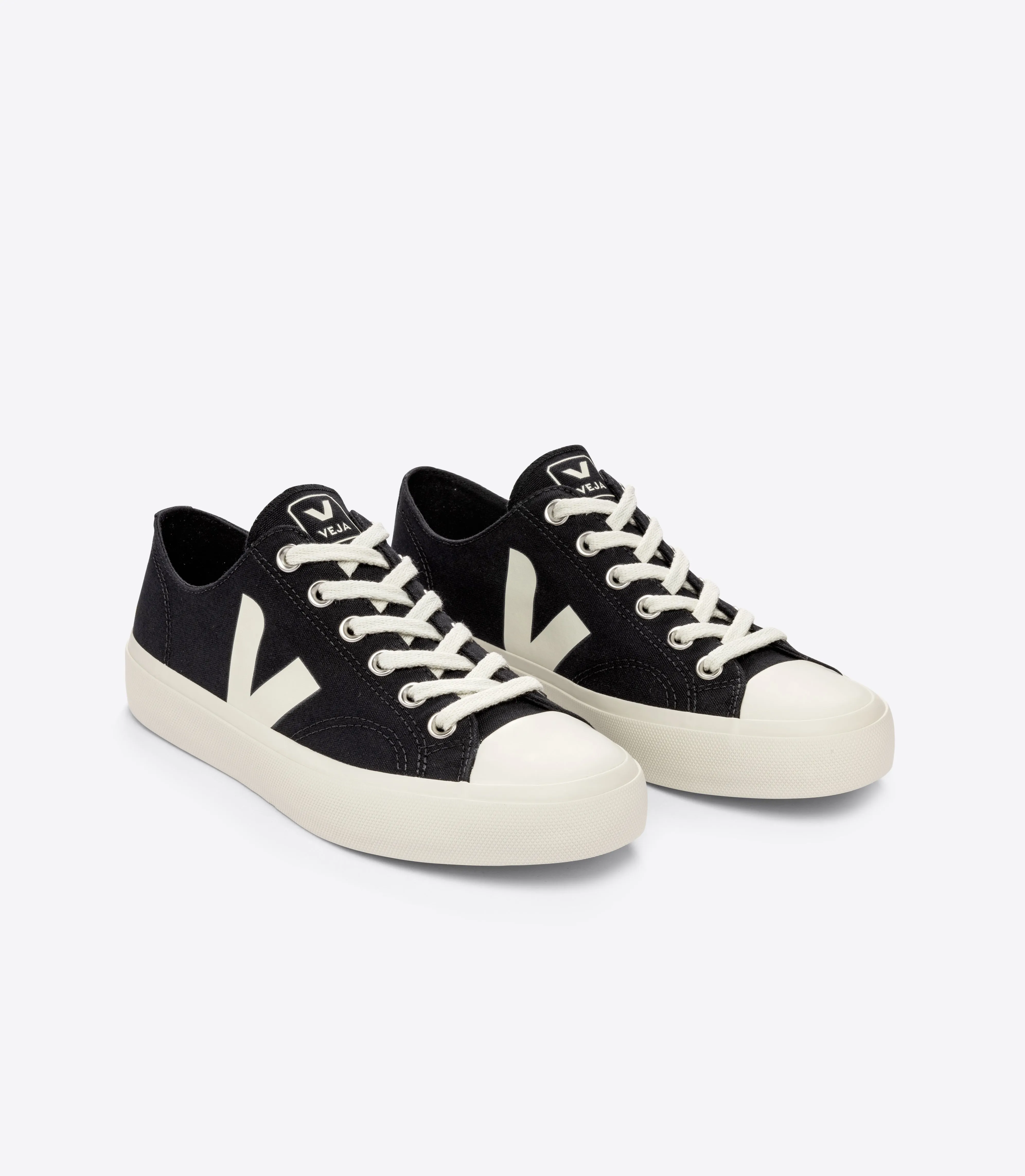 Women's Wata II Low Canvas Black Pierre